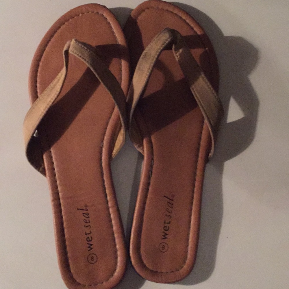 Flip flops